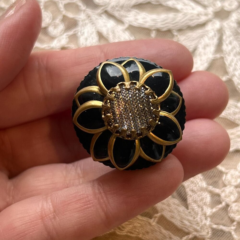 OLLIPOP Vtg Carved Black Onyx Ring Brass Floral Rhinestone Victorian Goth Dark